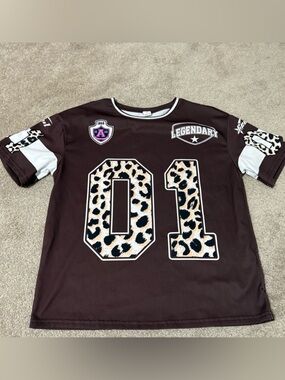 SHEIN Brown Kids Leopard Number Graphic Tee